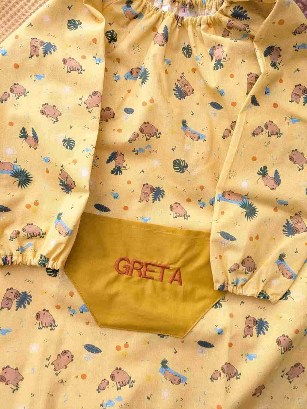Bata infantil Capibara, bata escolar de algodón cosida a mano