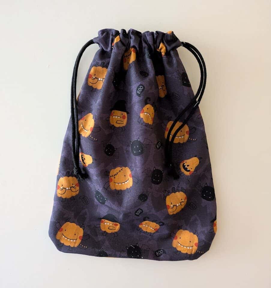 Bolsa para as lambetadas de Halloween · Pumpkin, bolsa de tea cosida a man