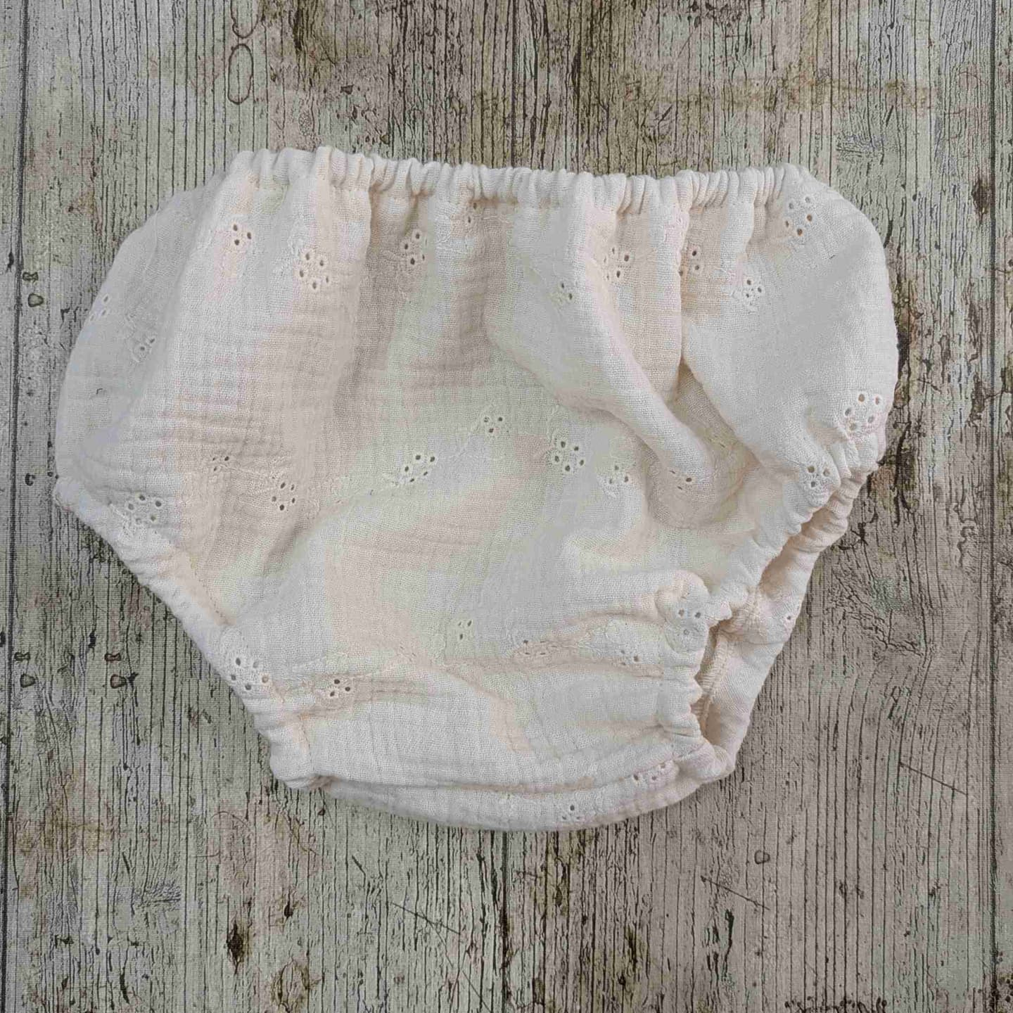 Cubrepañal Crema